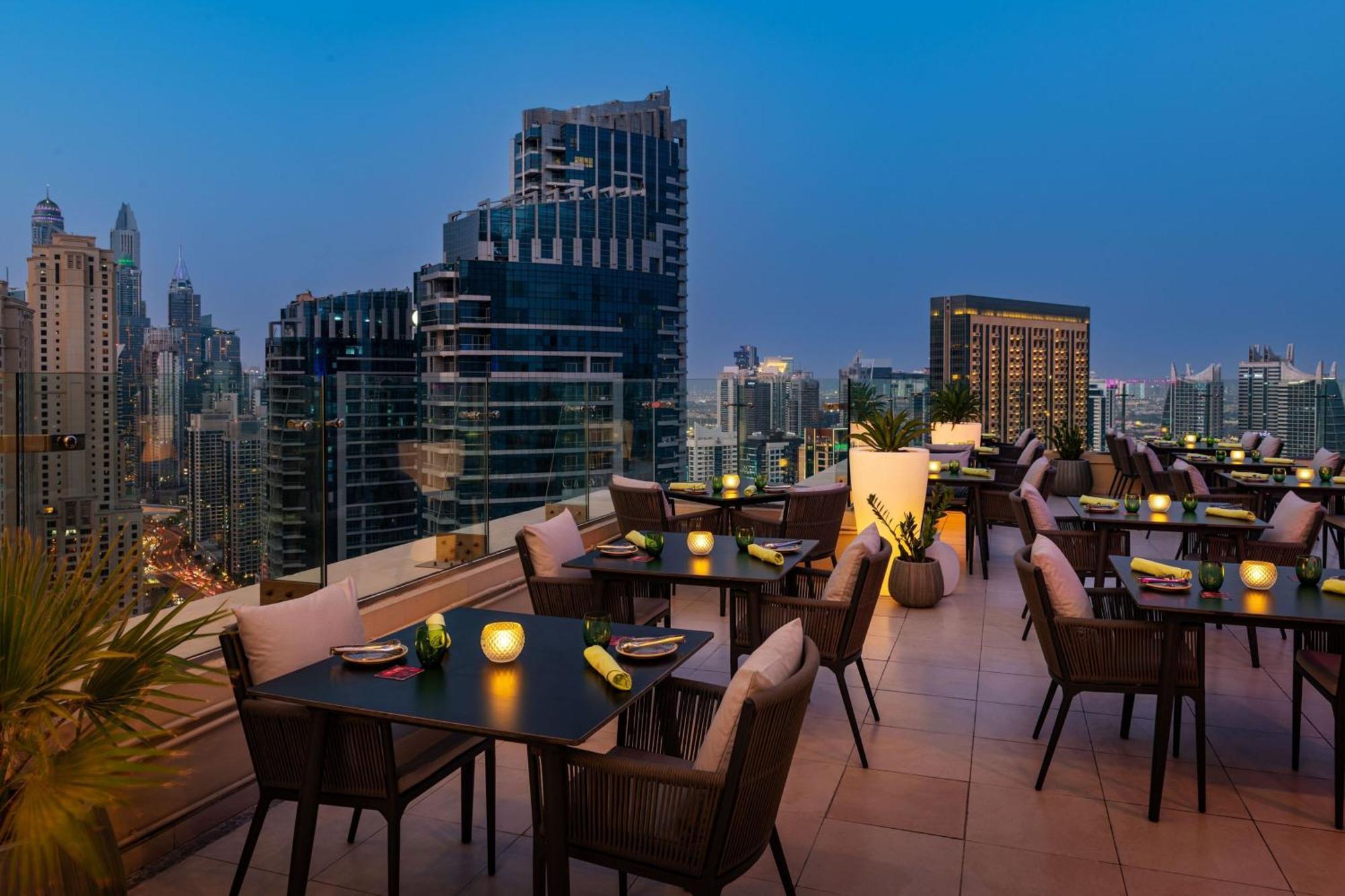 Delta Hotels By Marriott Jumeirah Beach, Dubái Exterior foto